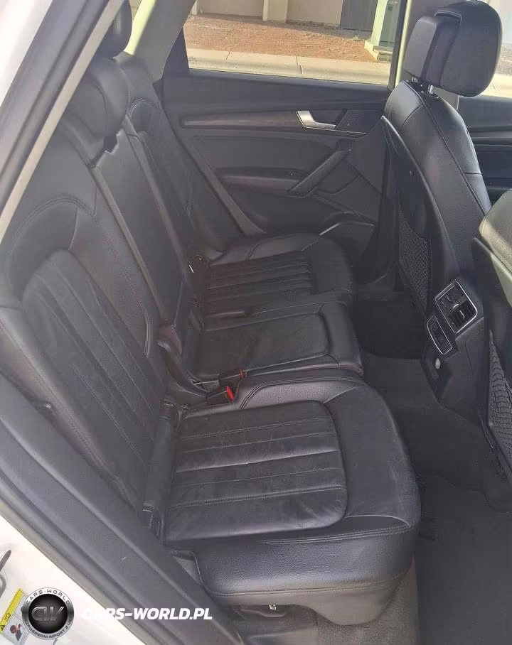 2018 Audi Q5 Premium VIN:WA1ANAFY6J2013912 - 6