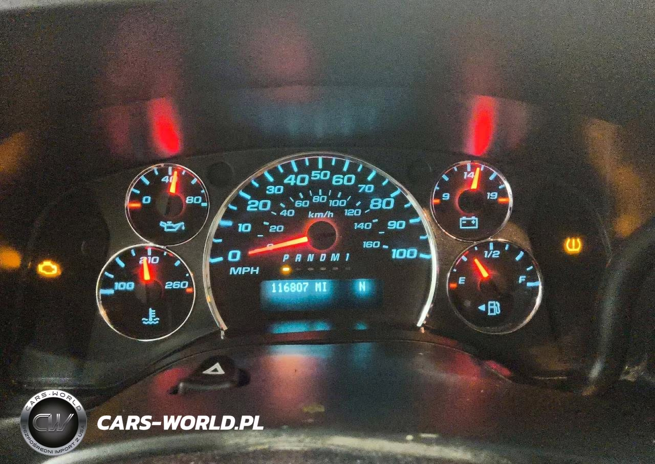 2020 Chevrolet Express G2500 VIN:1GCWGBFP0L1135421 - 9