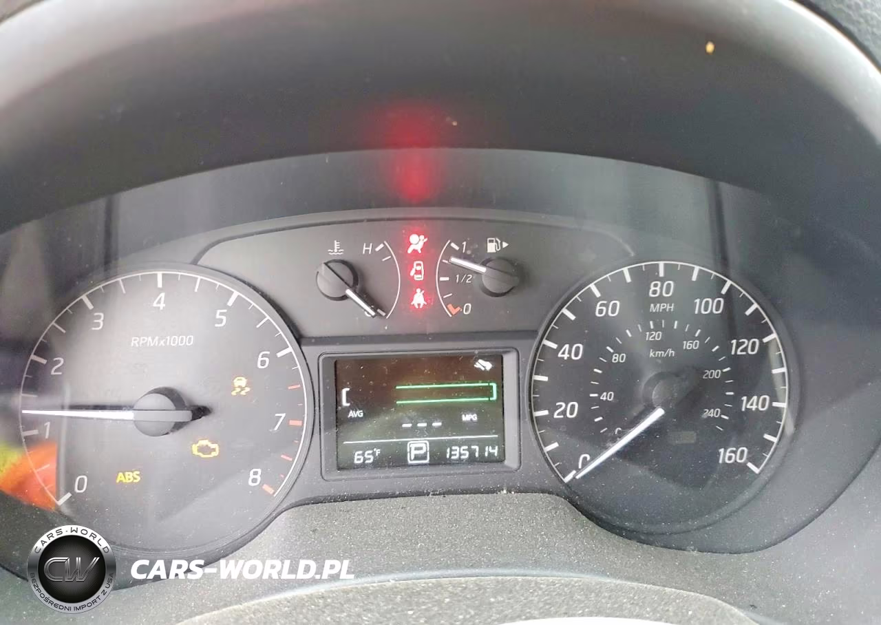 2016 Nissan Sentra S VIN:3N1AB7AP2GY247719 - 9