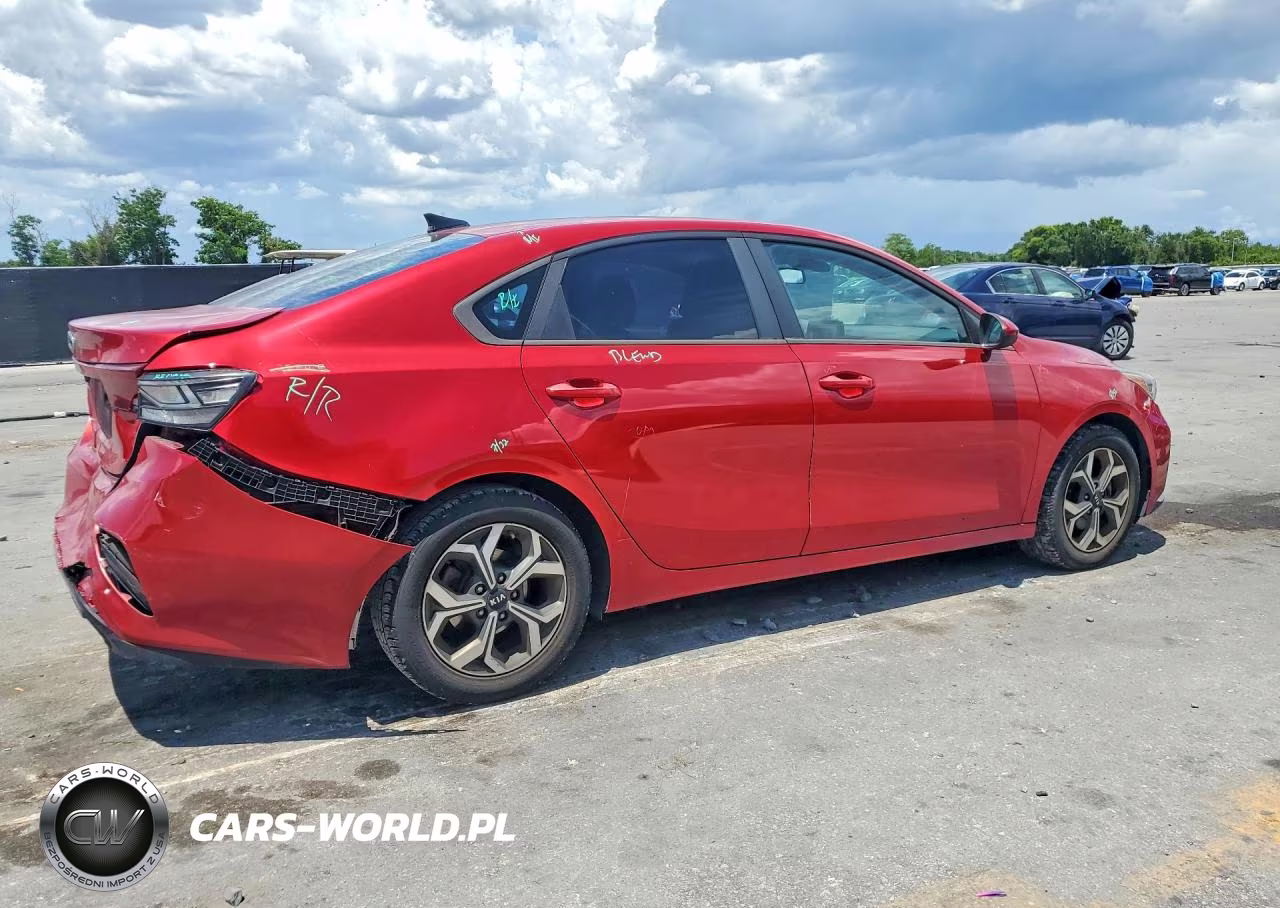 2019 Kia Forte Lxs VIN:3KPF24AD2KE079419 - 3