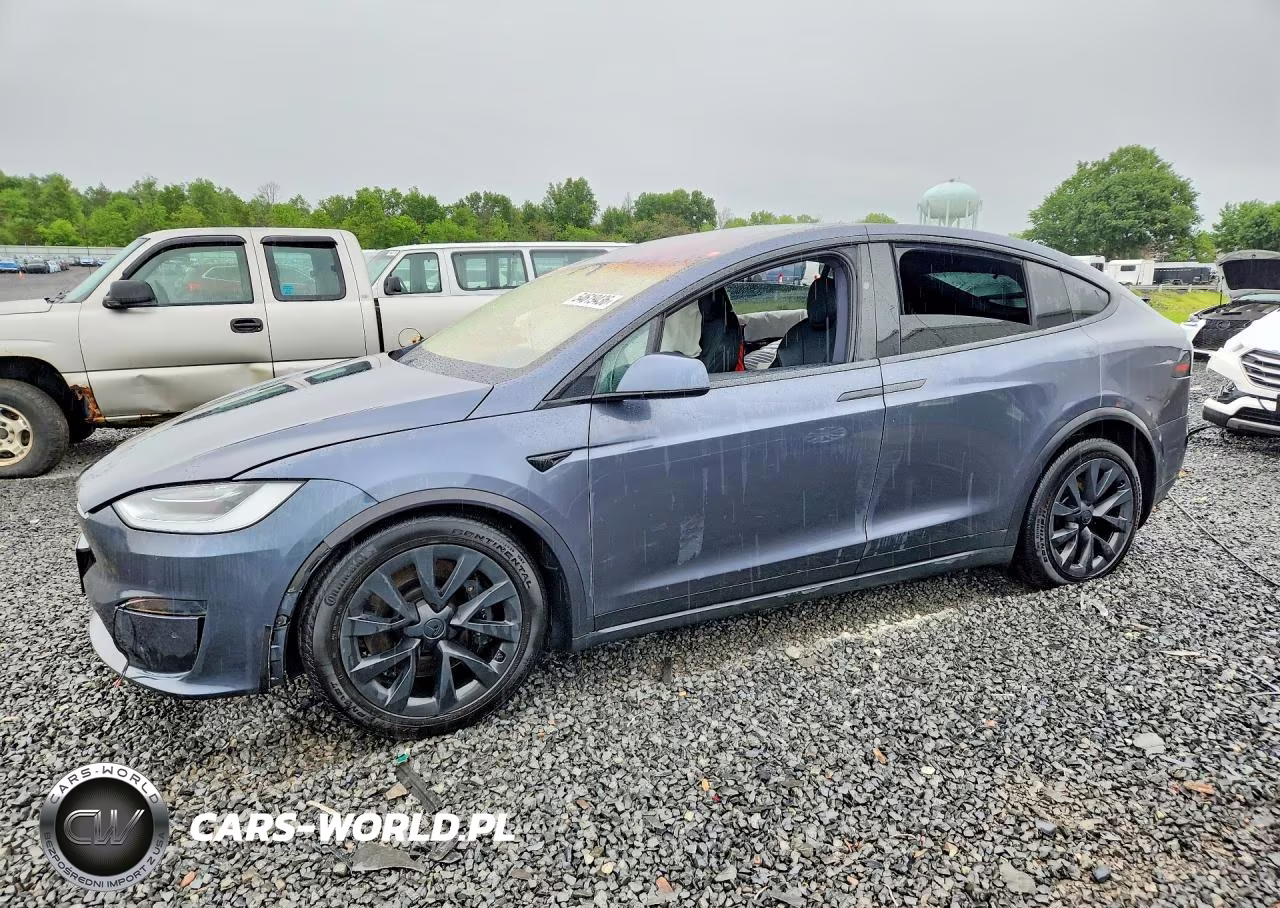 2023 Tesla Model X VIN:7SAXCAE56PF365586 - 1