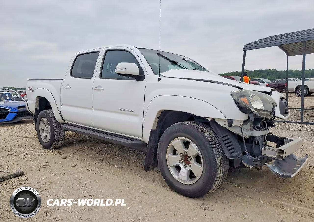 2013 Toyota Tacoma Double Cab Prerunner VIN:3TMJU4GN3DM139785 - 4