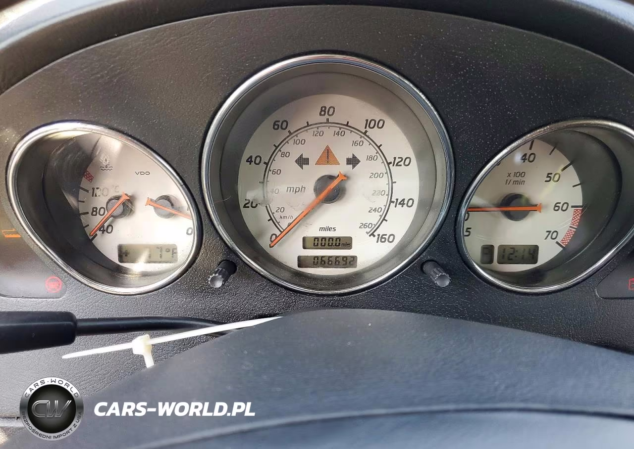 2001 Mercedes-Benz Slk 320 VIN:WDBKK65F51F227765 - 9