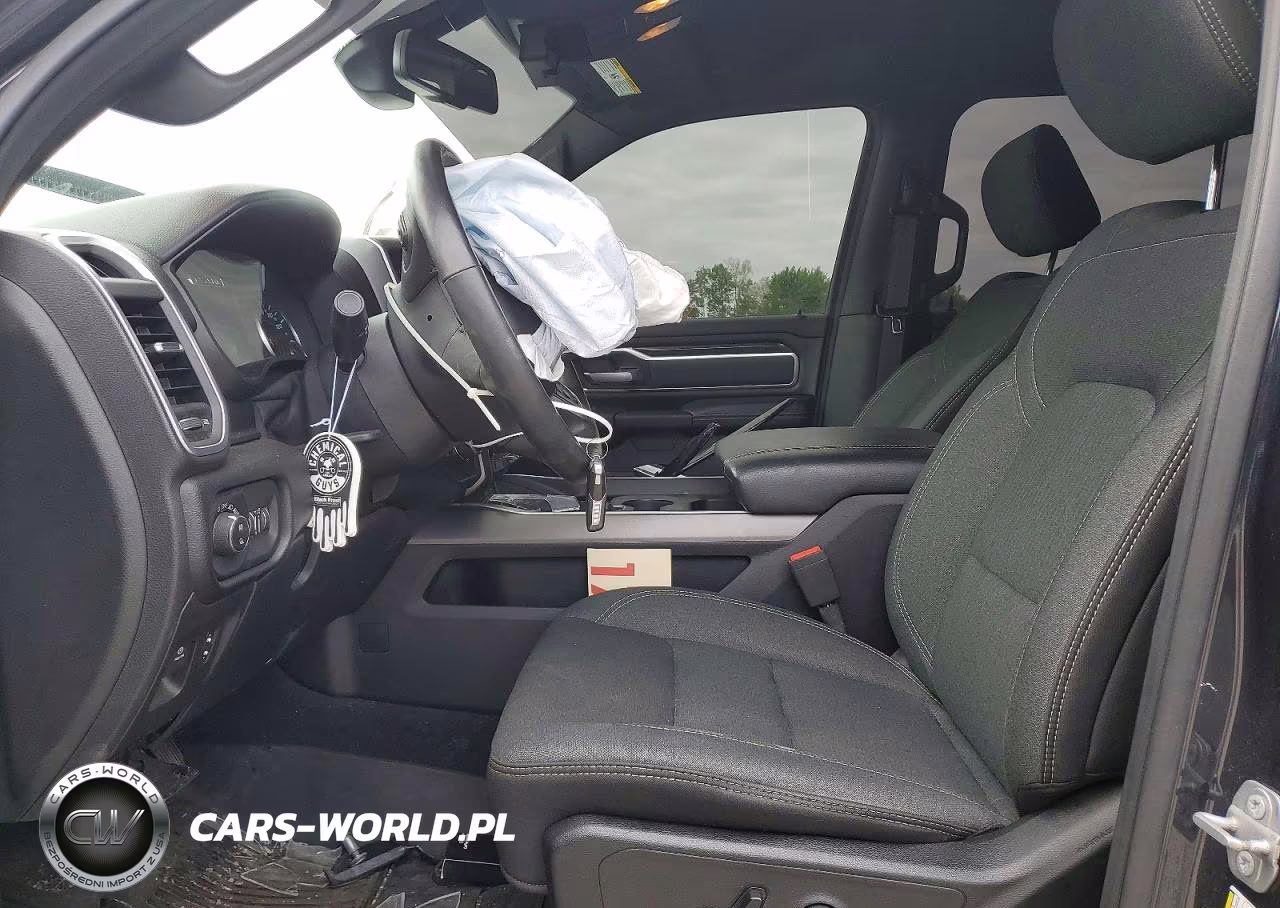 2019 Ram 1500 Big Horn VIN:1C6SRFFT0KN621108 - 7