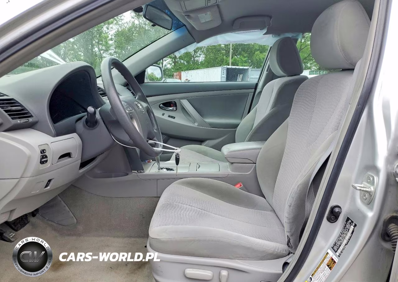2010 Toyota Camry Le VIN:4T1BF3EK7AU024692 - 7