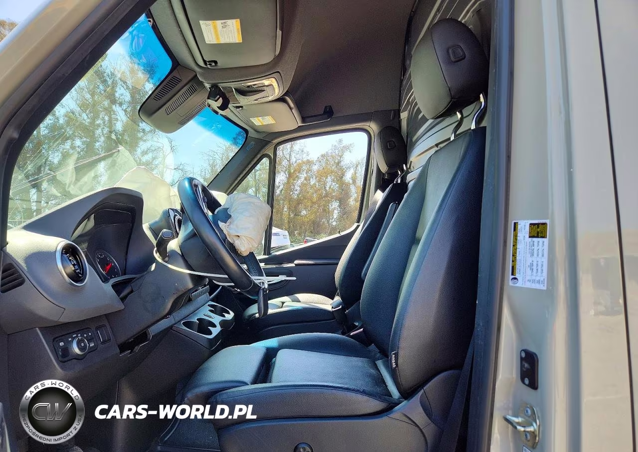 2021 Mercedes-Benz Sprinter 2500 Delivery Van VIN:W1Y40BHY5MT063876 - 7