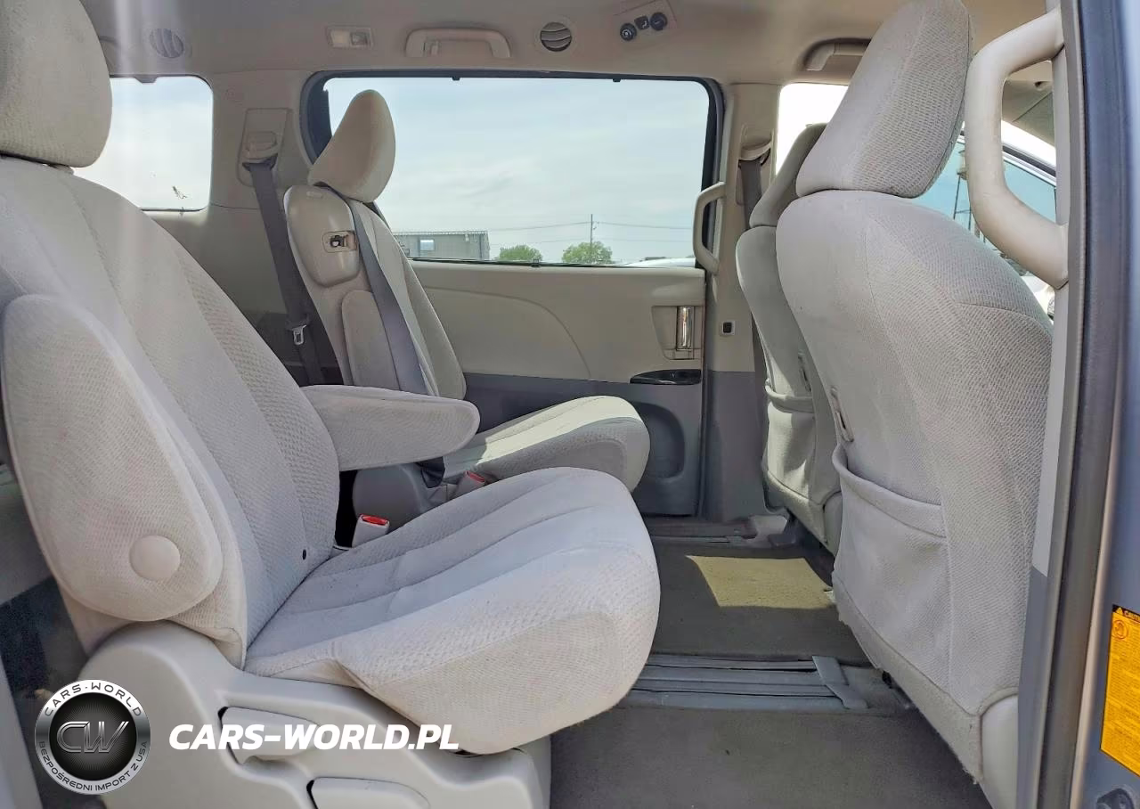 2012 Toyota Sienna Le VIN:5TDKK3DC1CS192247 - 11