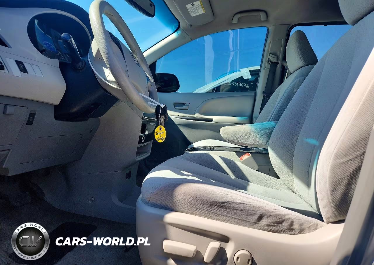 2012 Toyota Sienna Le VIN:5TDKK3DC1CS192247 - 7