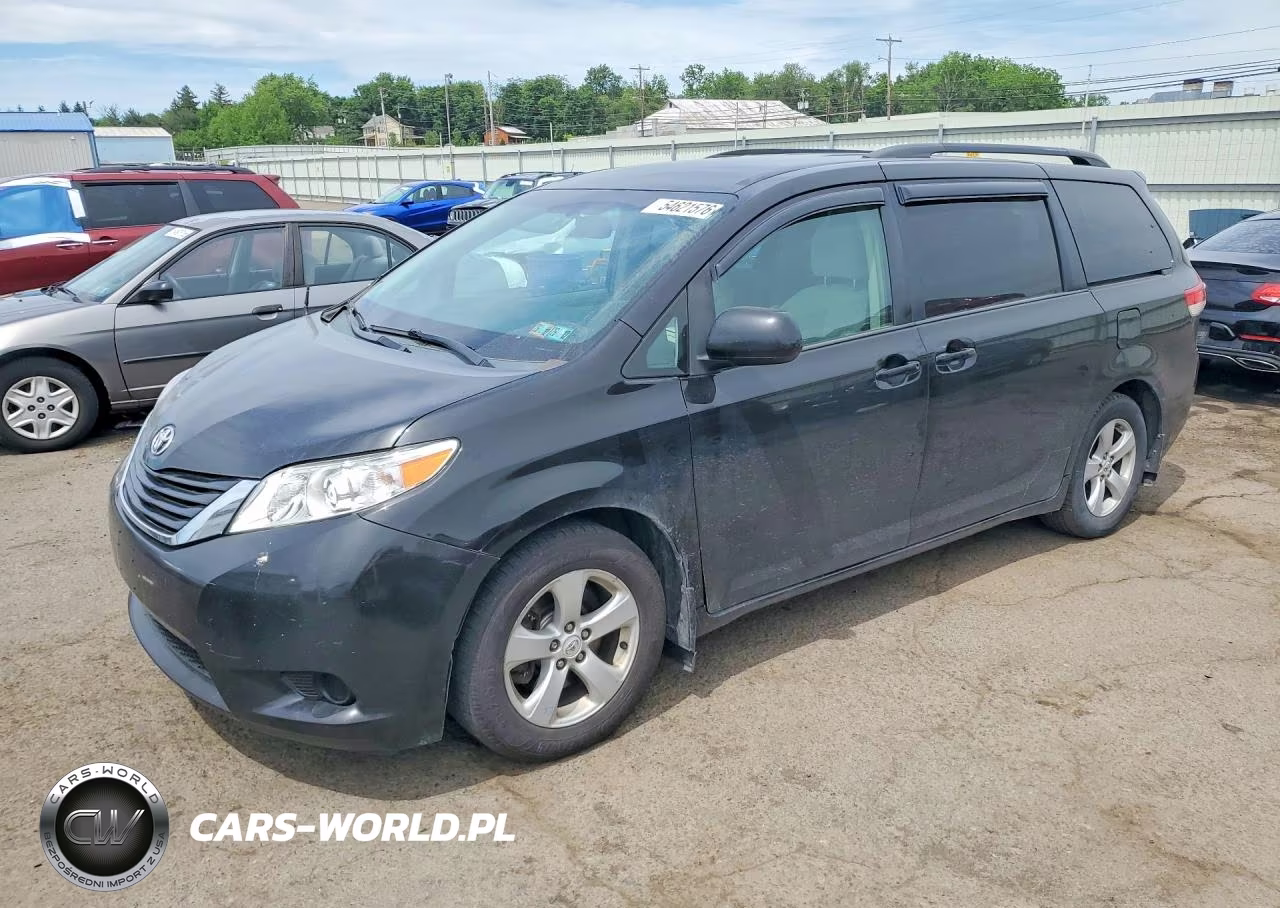 2012 Toyota Sienna Le