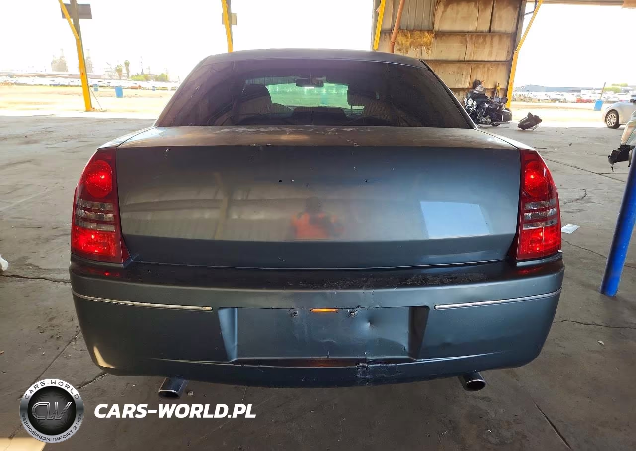 2006 Chrysler 300 Touring VIN:2C3KA53G76H405454 - 6