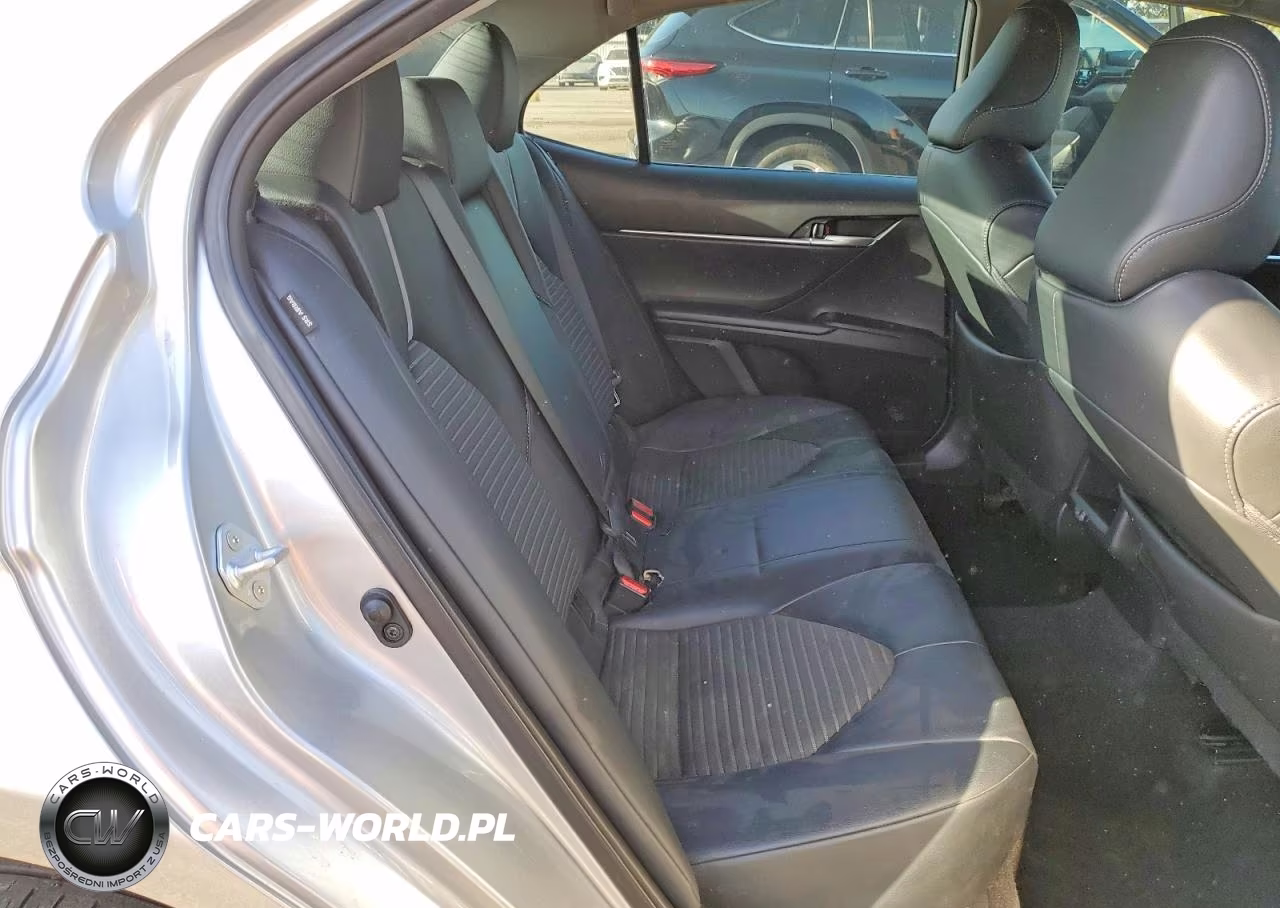2021 Toyota Camry Se VIN:4T1G11AK4MU544304 - 10