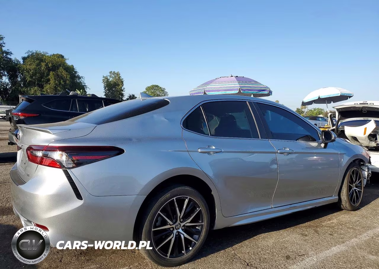 2021 Toyota Camry Se VIN:4T1G11AK4MU544304 - 3