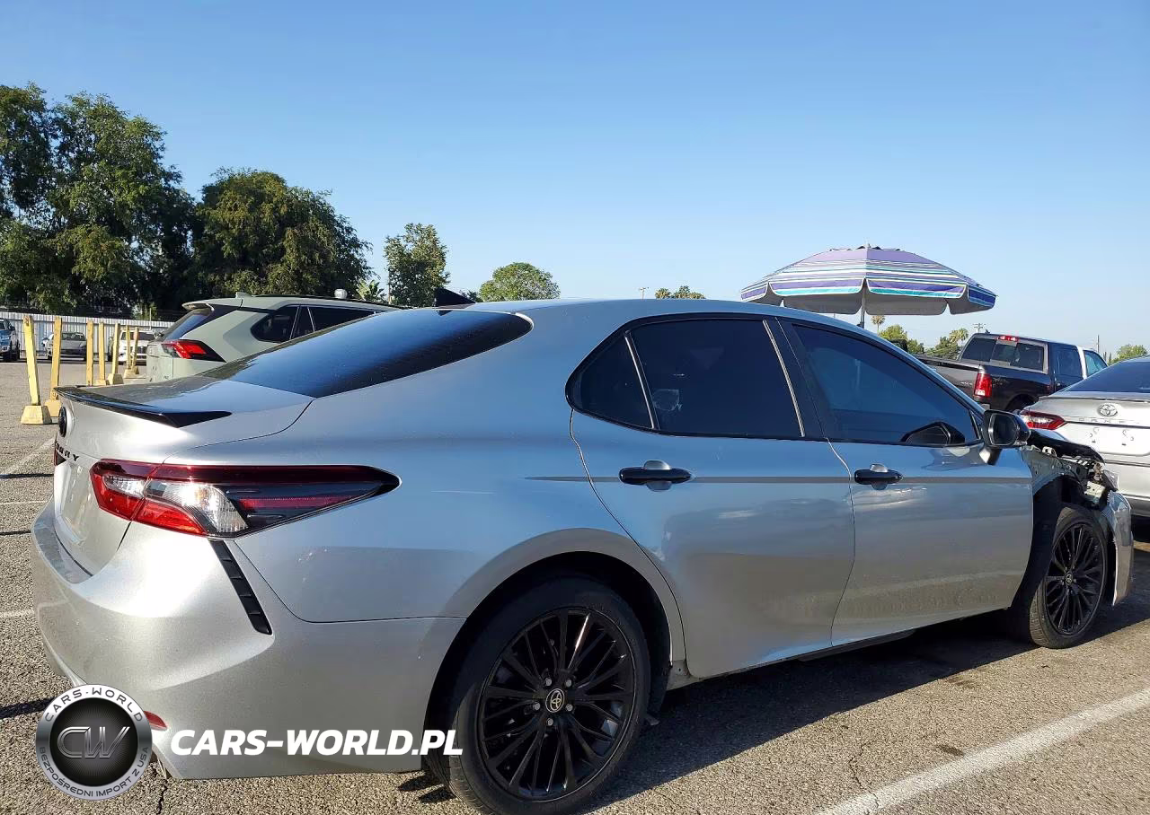 2021 Toyota Camry Se VIN:4T1T11AK8MU481061 - 3