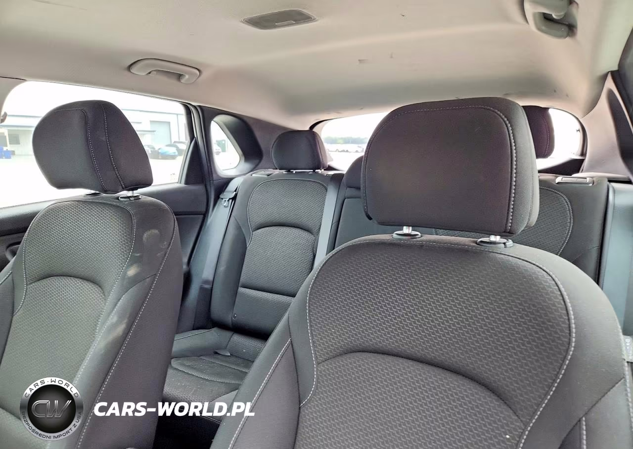 2018 Hyundai Elantra Gt Base VIN:KMHH35LE1JU055142 - 10