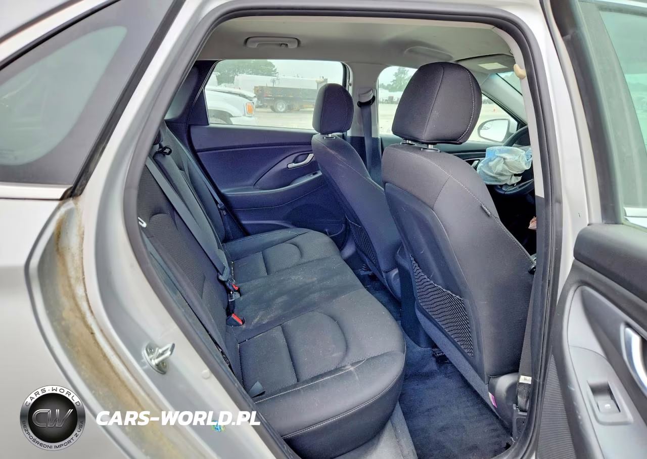 2018 Hyundai Elantra Gt Base VIN:KMHH35LE1JU055142 - 11