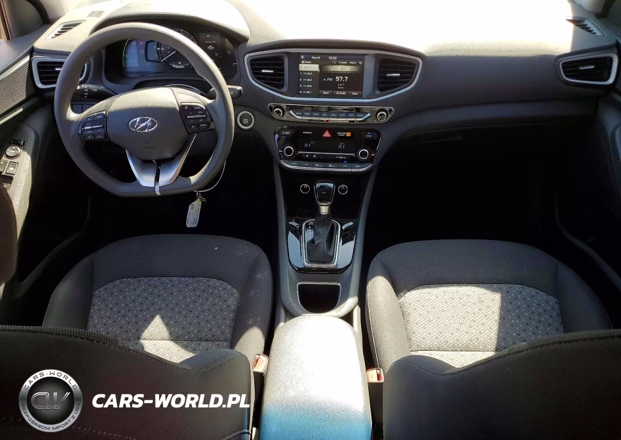 2017 Hyundai Ioniq Blue VIN:KMHC65LC5HU022364 - 8