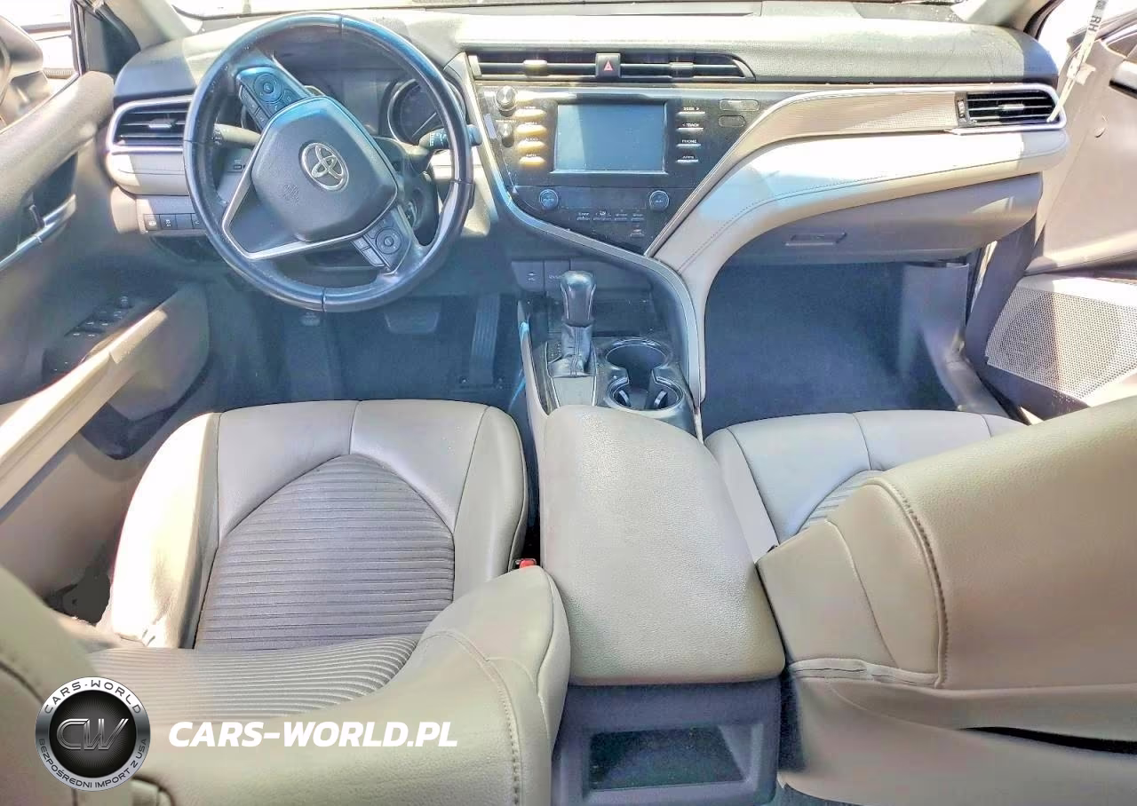 2018 Toyota Camry Se VIN:4T1B11HK9JU049771 - 8