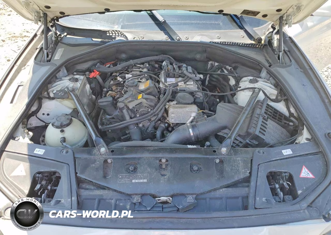 2013 BMW 528 Xi VIN:WBAXH5C54DD112565 - 11