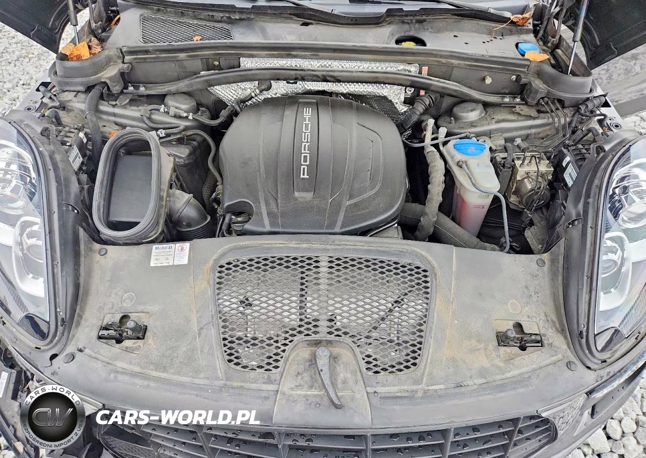 2018 Porsche Macan VIN:WP1AA2A55JLB18891 - 11