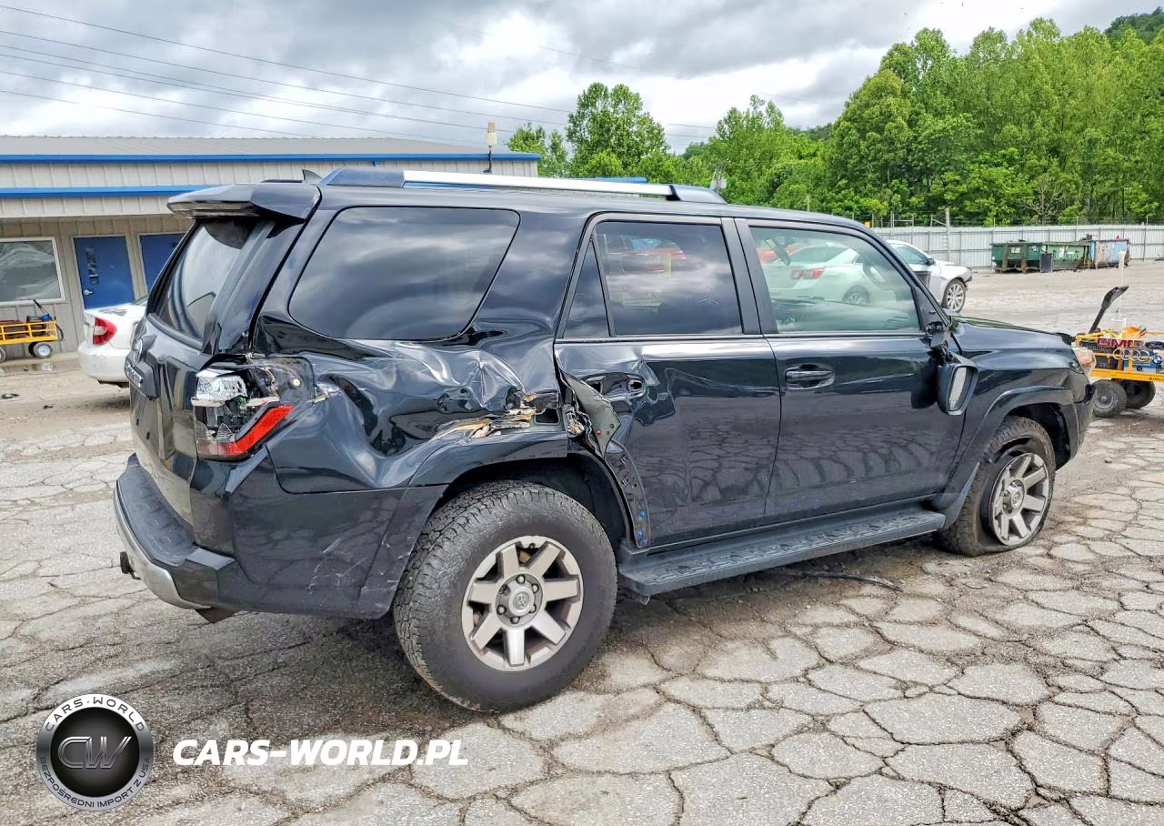 2015 Toyota 4Runner Trail VIN:JTEBU5JR4F5204735 - 3