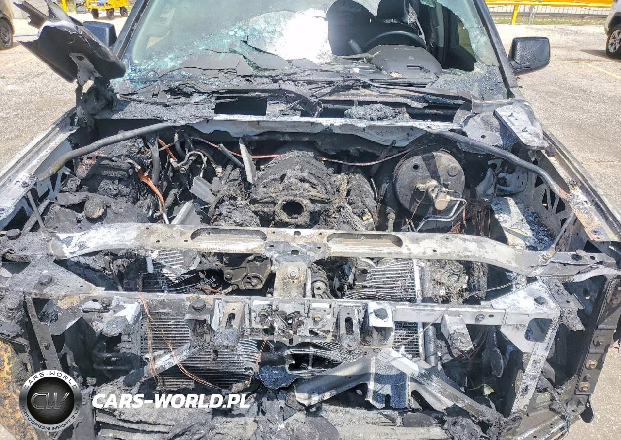 2019 Chevrolet Tahoe C1500 Lt VIN:1GNSCBKC1KR372276 - 12