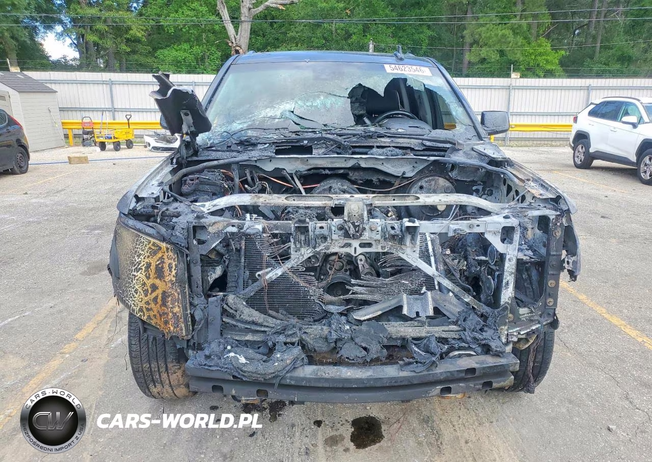 2019 Chevrolet Tahoe C1500 Lt VIN:1GNSCBKC1KR372276 - 5