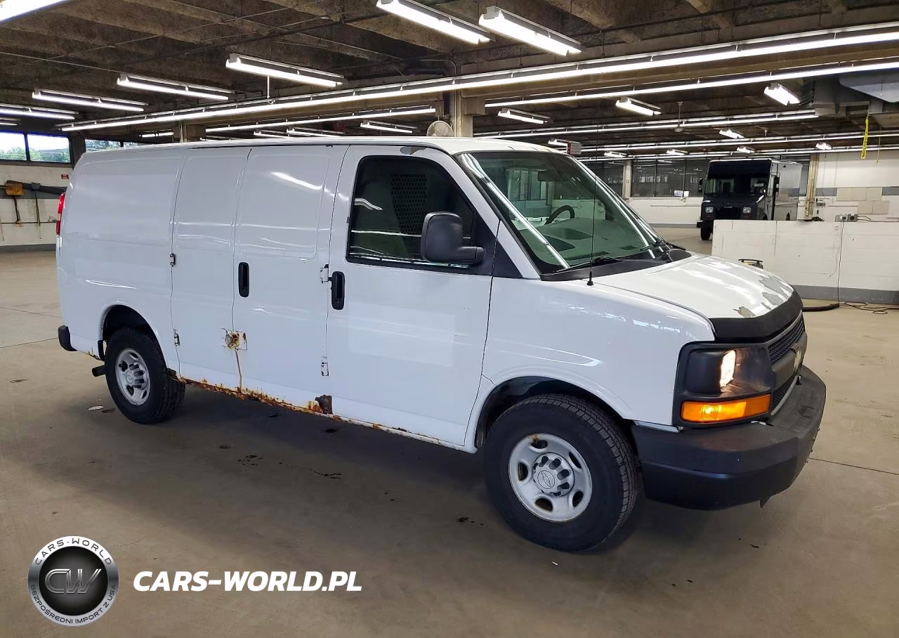 2008 Chevrolet Express G2500 VIN:1GCGG25C181159138 - 4