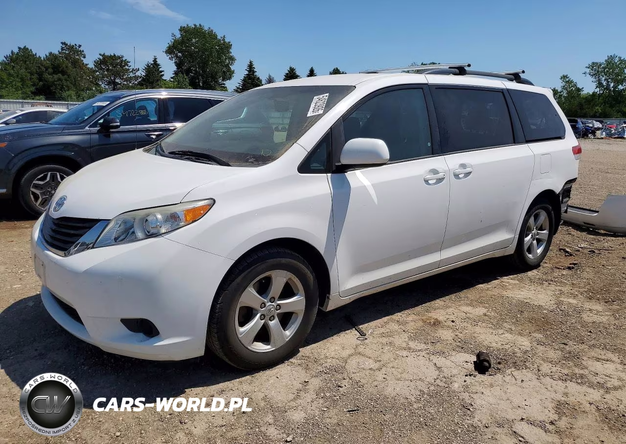 2012 Toyota Sienna Le