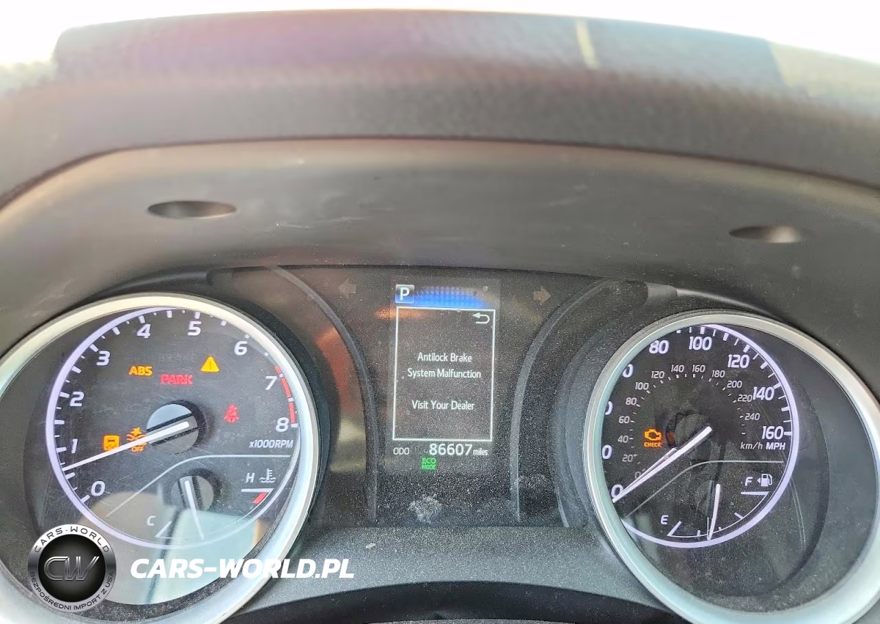 2022 Toyota Camry Le VIN:4T1C11AK6NU642606 - 9