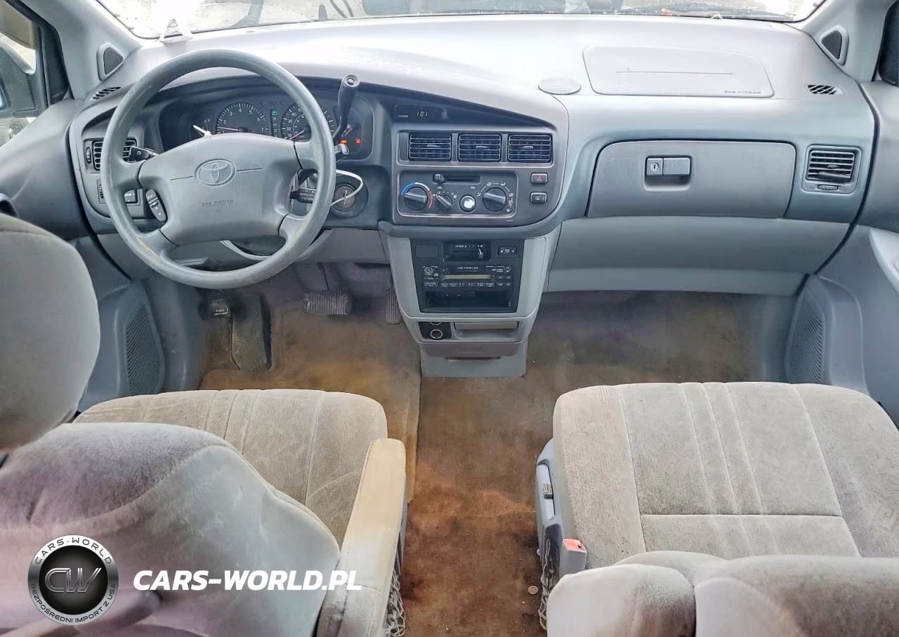 1999 Toyota Sienna Le VIN:4T3ZF13CXXU155601 - 8