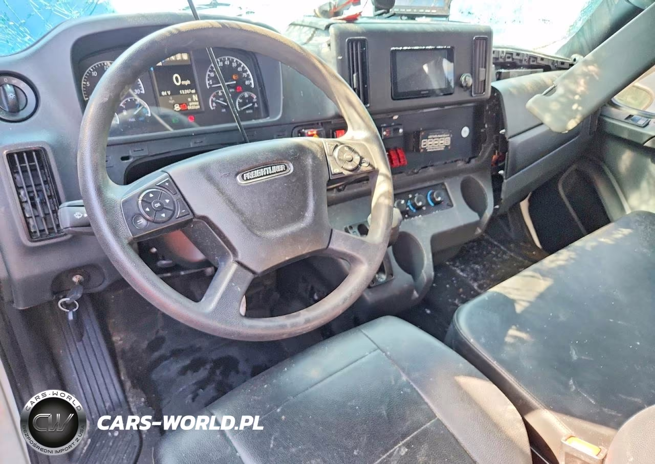 2026 Freightliner M2 106 Medium Duty VIN:1FVACWFC5THWP8401 - 8