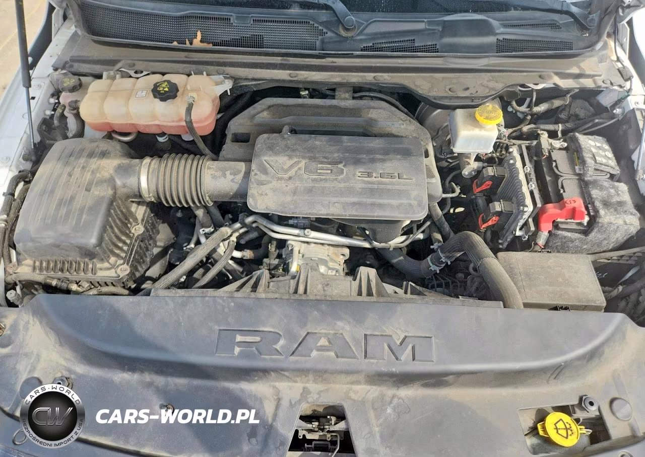 2019 Ram 1500 Tradesman VIN:1C6RREGG1KN750999 - 11