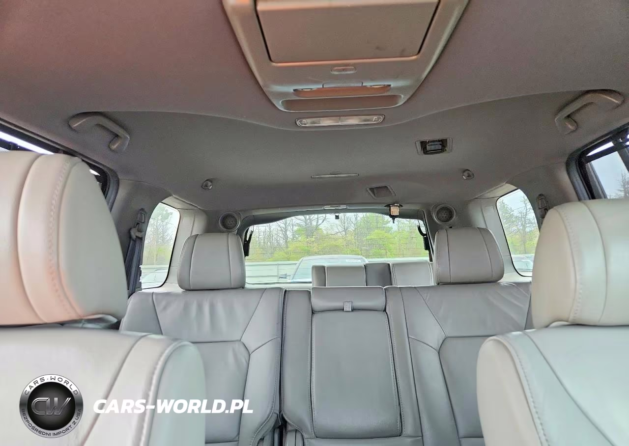 2015 Honda Pilot Touring VIN:5FNYF4H94FB008687 - 10