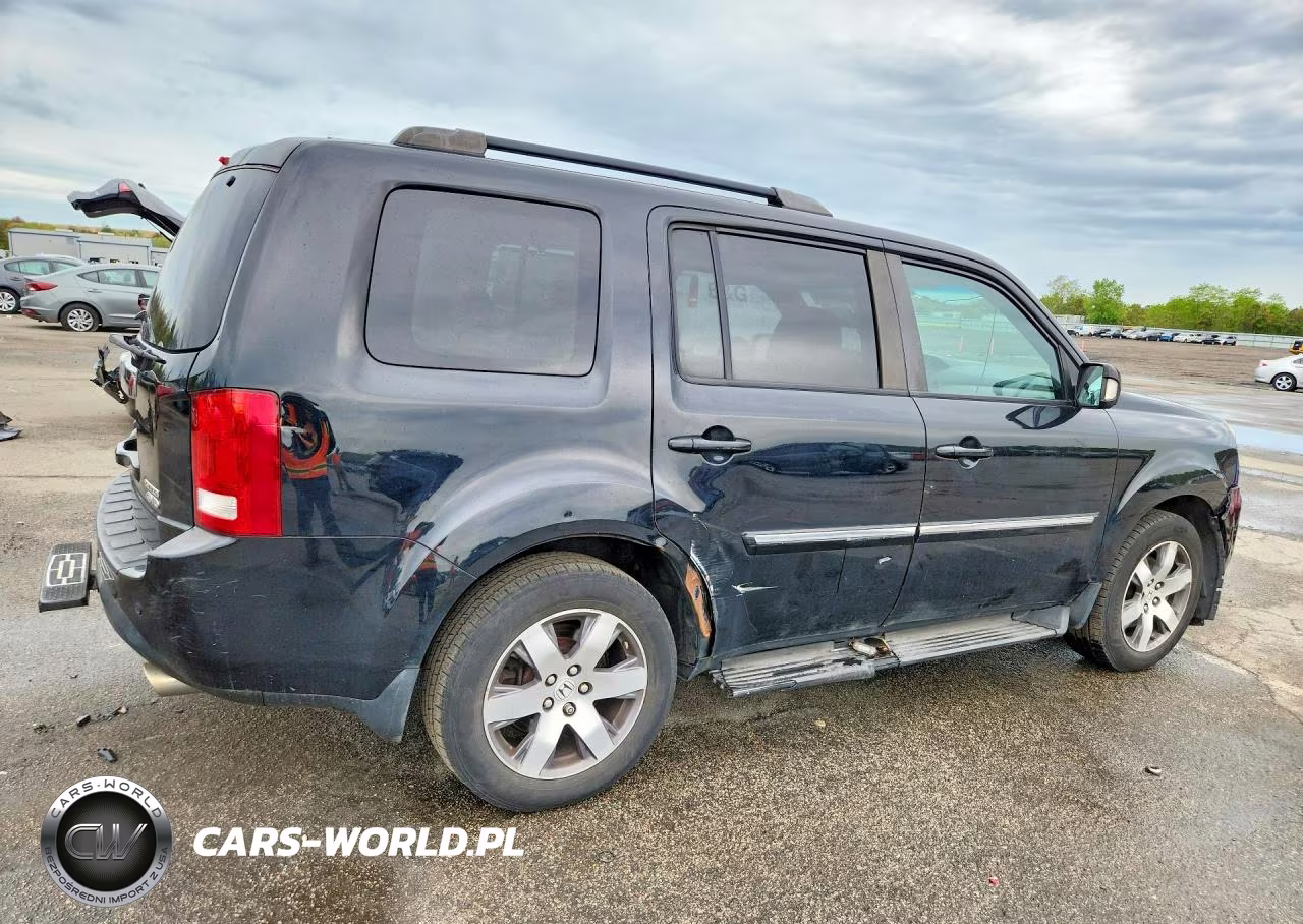 2015 Honda Pilot Touring VIN:5FNYF4H94FB008687 - 3