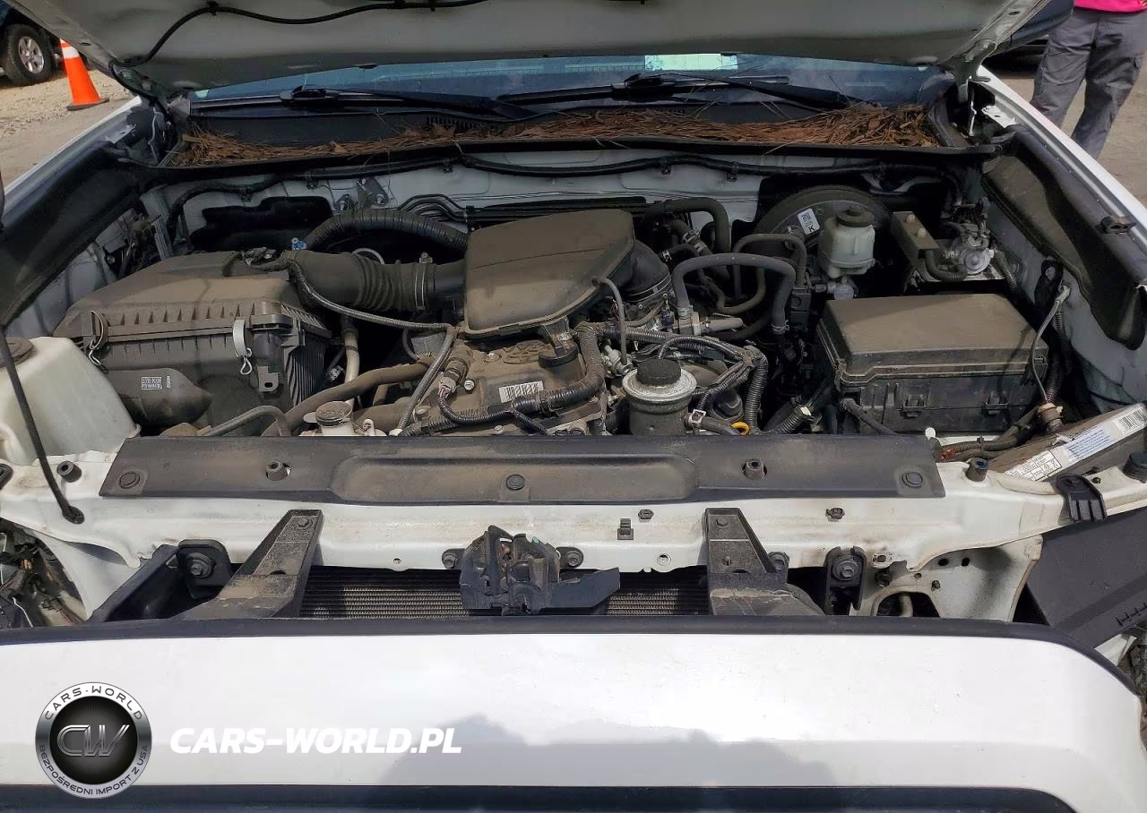 2019 Toyota Tacoma Sr VIN:5TFRX5GN1KX138755 - 11