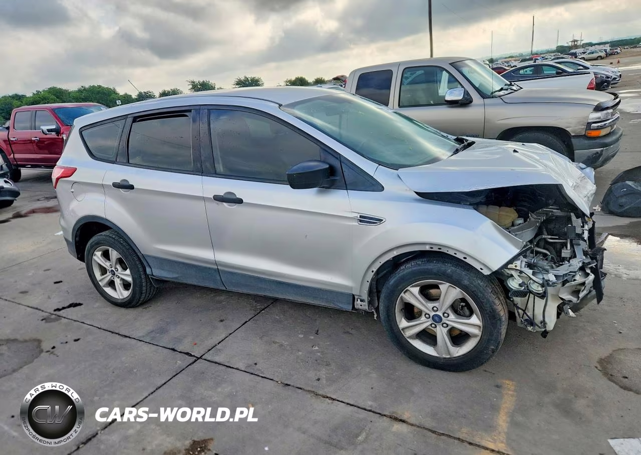 2016 Ford Escape S VIN:1FMCU0F75GUC57479 - 4