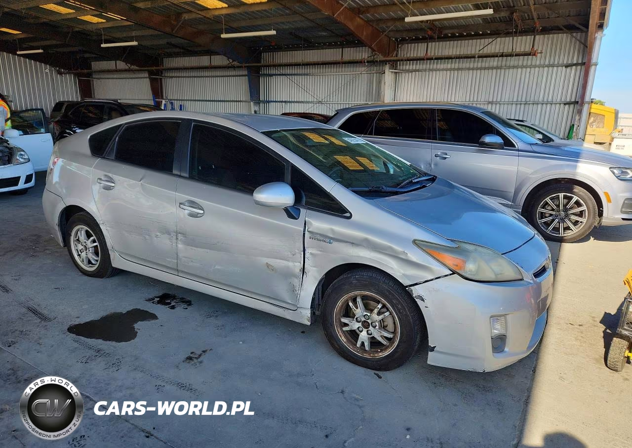 2010 Toyota Prius Ii VIN:JTDKN3DU6A0052193 - 4