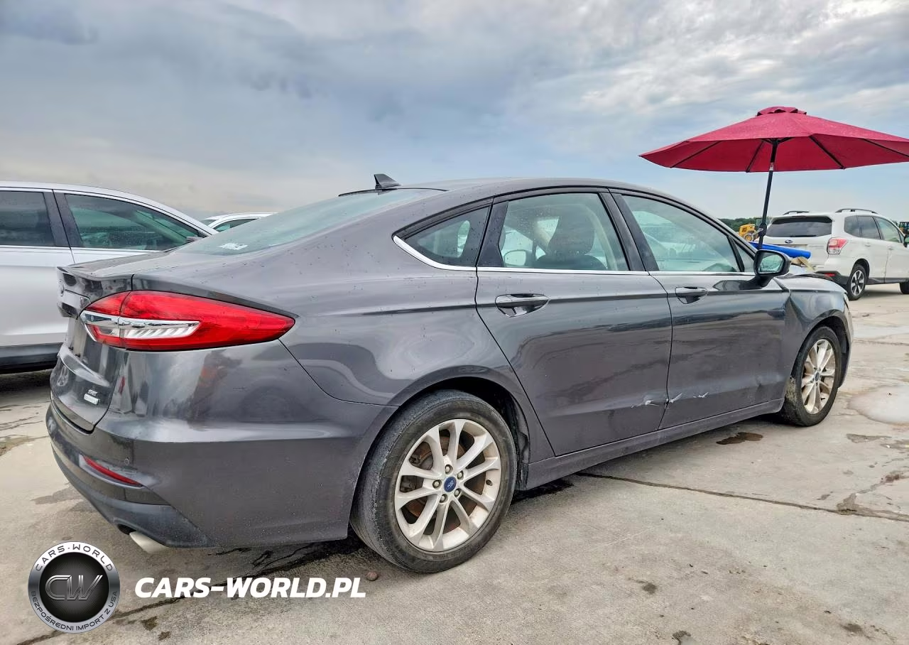 2019 Ford Fusion Se VIN:3FA6P0HD0KR103294 - 3