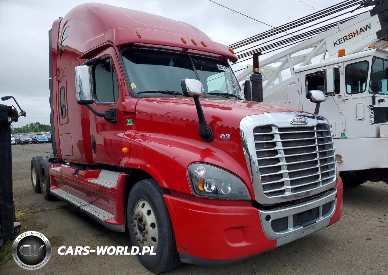 2014 Freightliner Cascadia Semi Truck