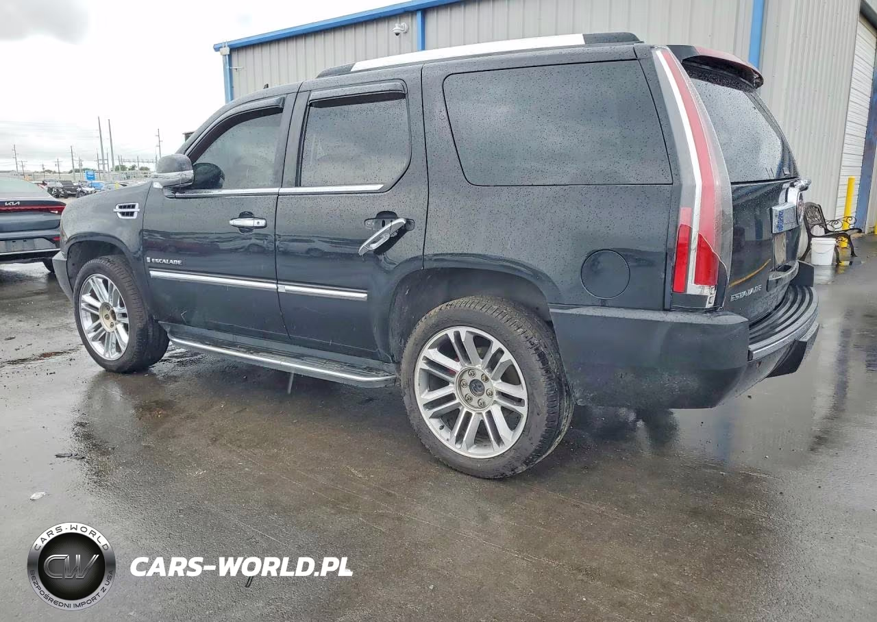 2007 Cadillac Escalade Luxury VIN:1GYFK63887R308056 - 2