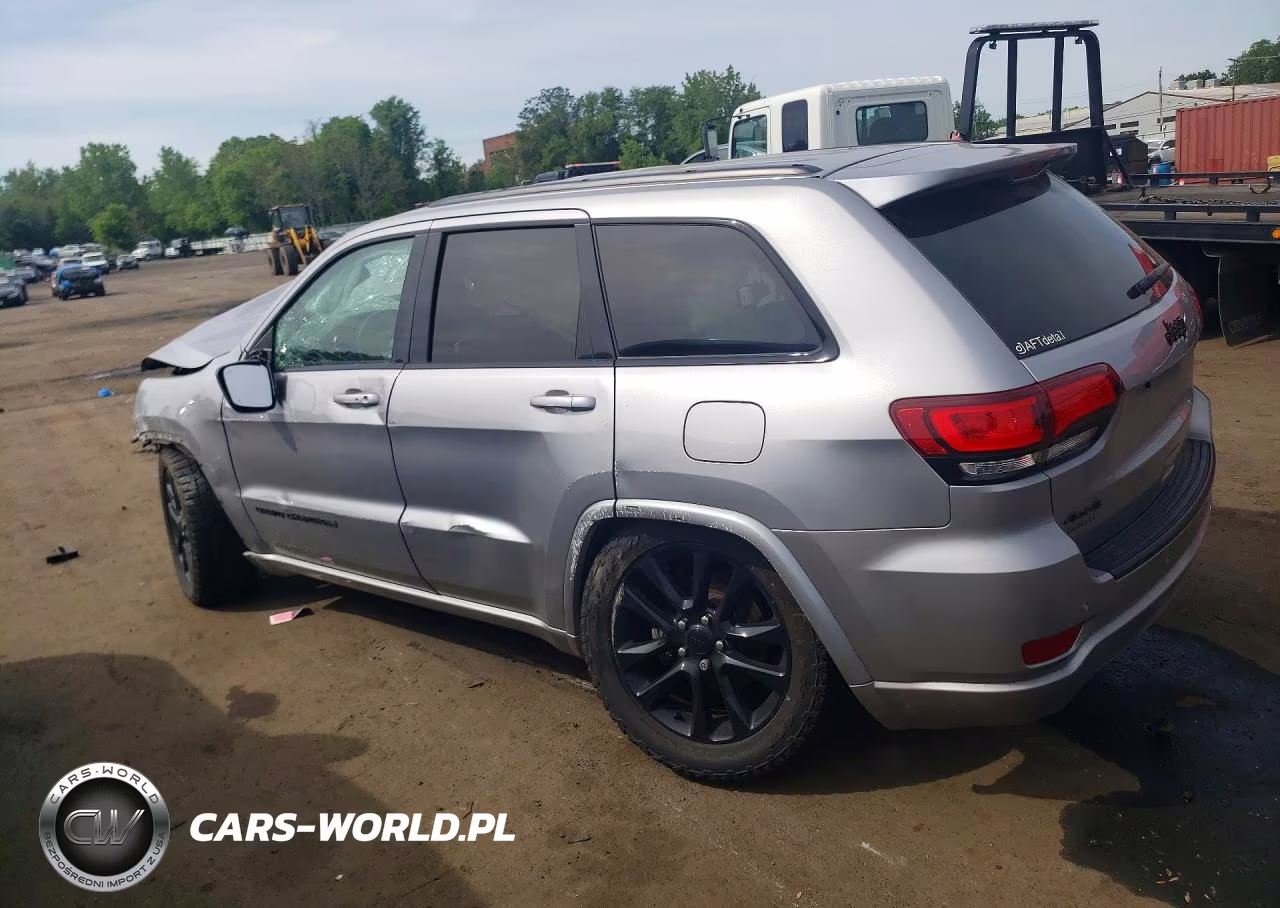 2020 Jeep Grand Cherokee Laredo VIN:1C4RJFAG3LC121966 - 2