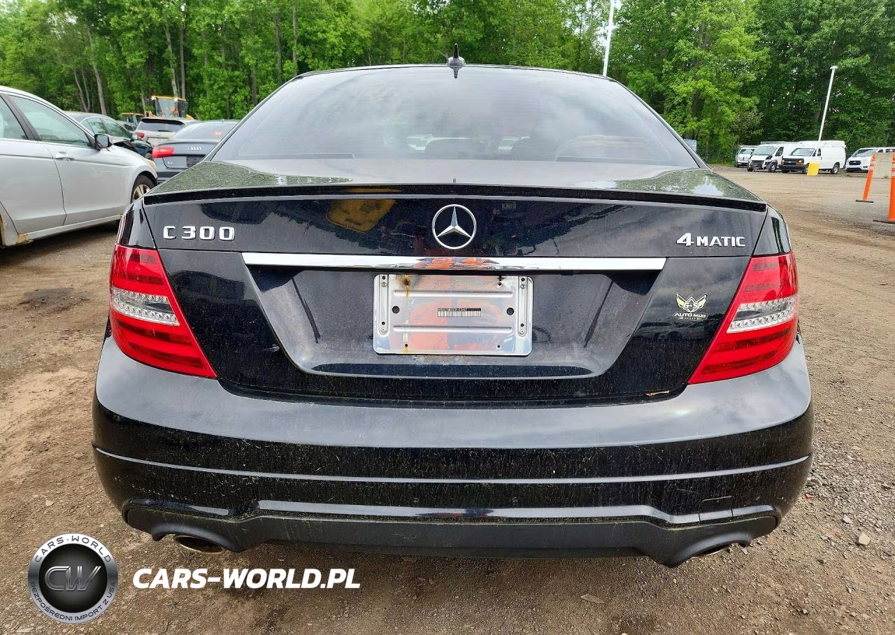 2012 Mercedes-Benz C 300 4Matic VIN:WDDGF8BB5CR192497 - 6