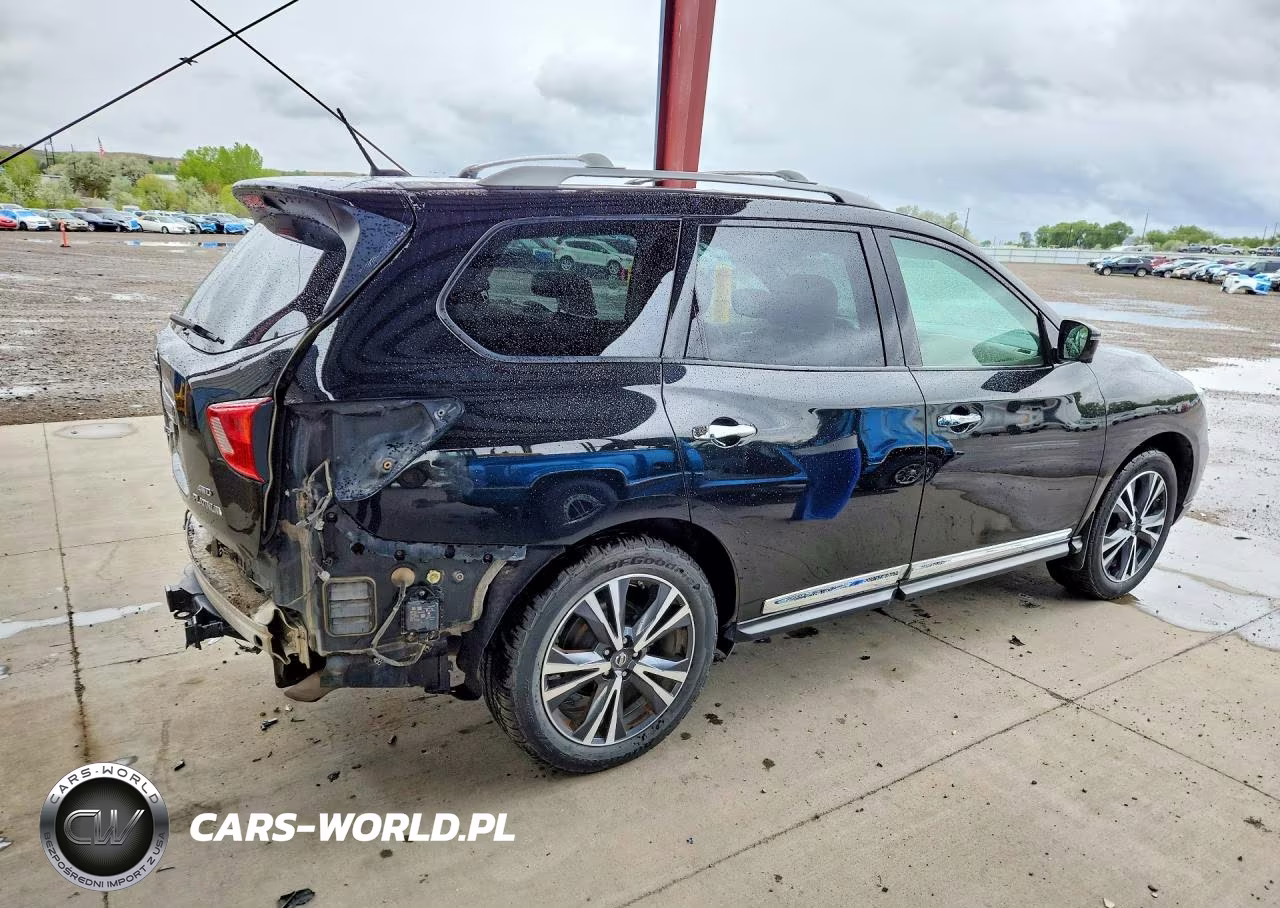 2018 Nissan Pathfinder S VIN:5N1DR2MM9JC622138 - 3