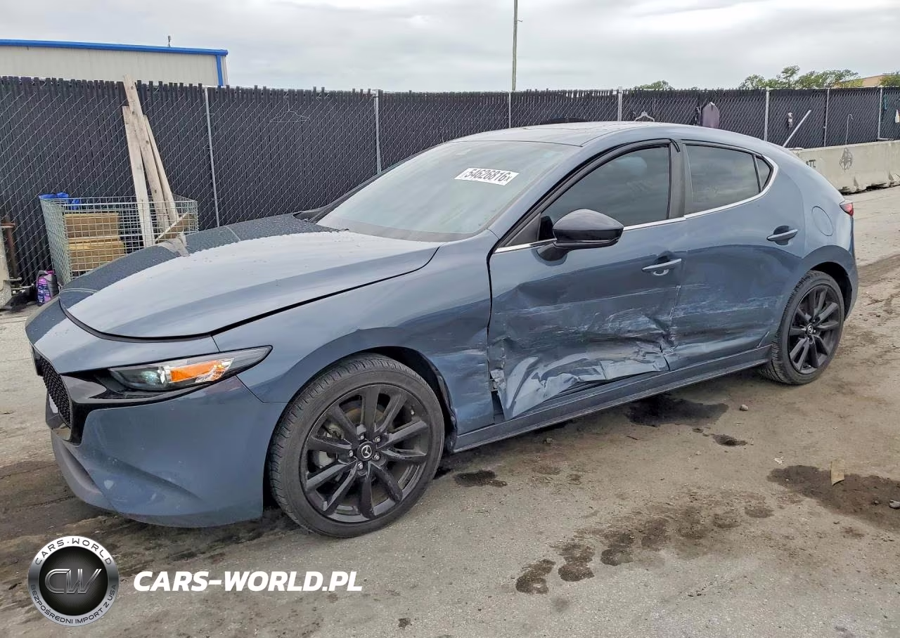 2022 Mazda 3 Preferred – zdjęcie 1 z 12