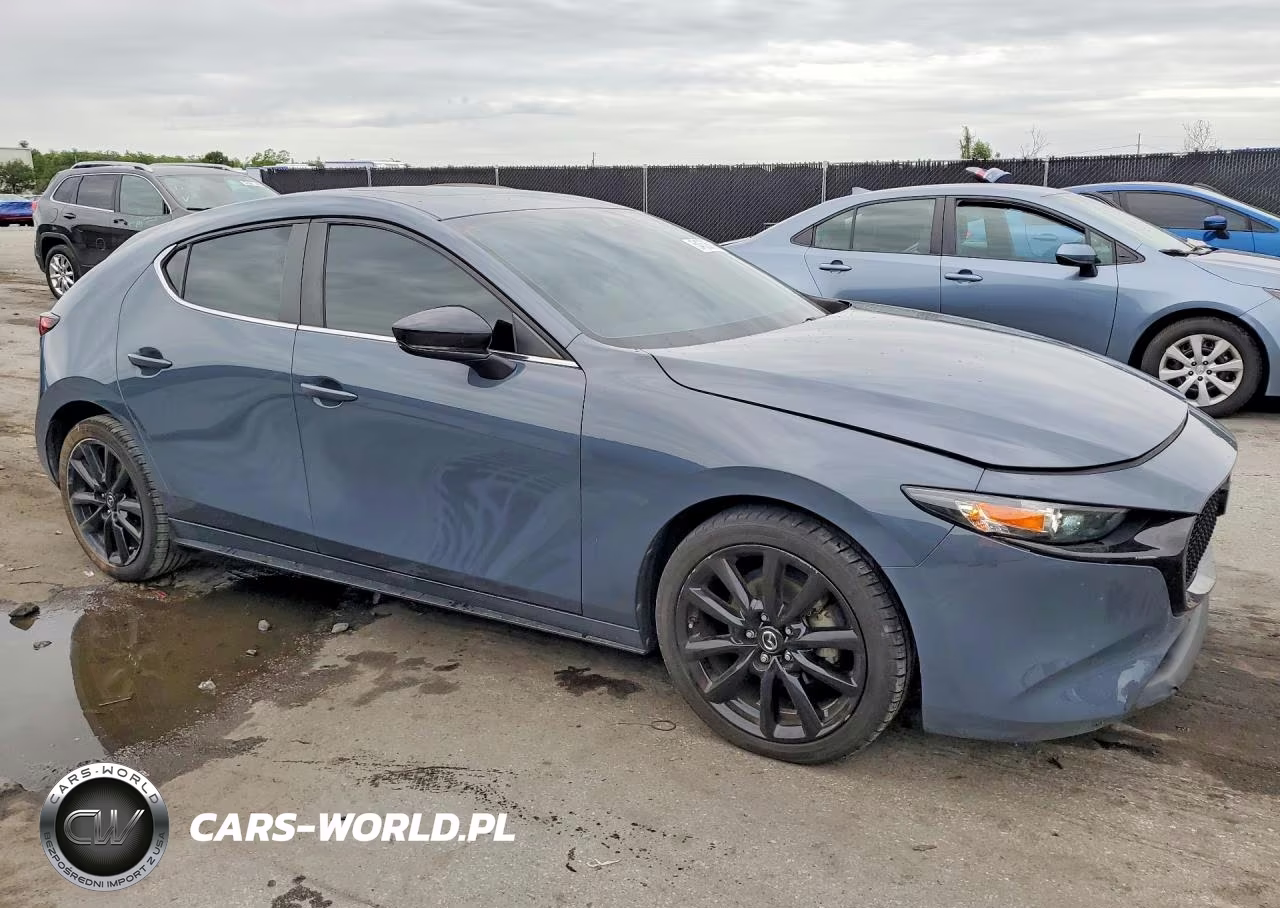 2022 Mazda 3 Preferred VIN:JM1BPALL1N1513825 - 4