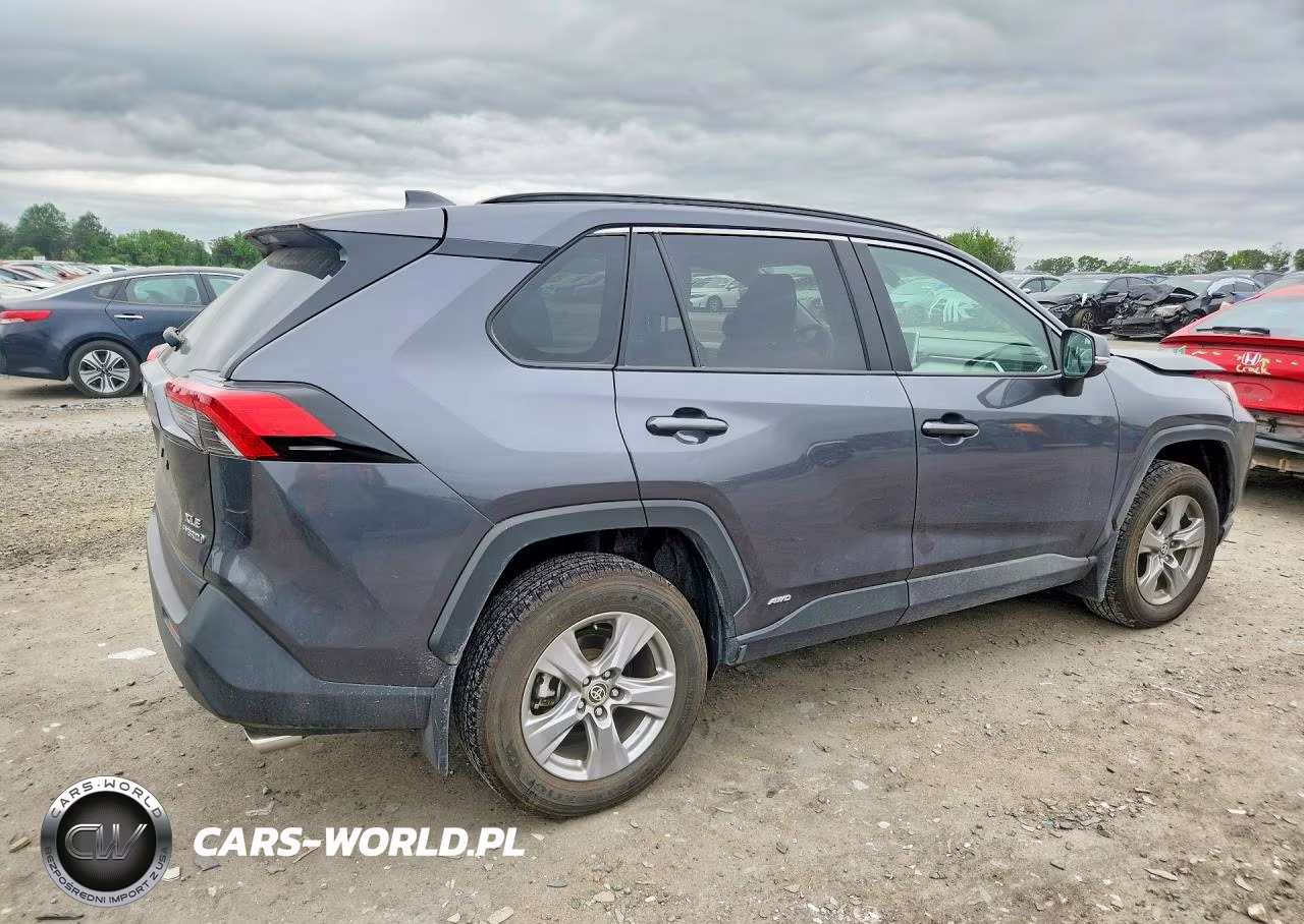 2026 Toyota Rav4 VIN:JTMRWRFV9PD183365 - 3