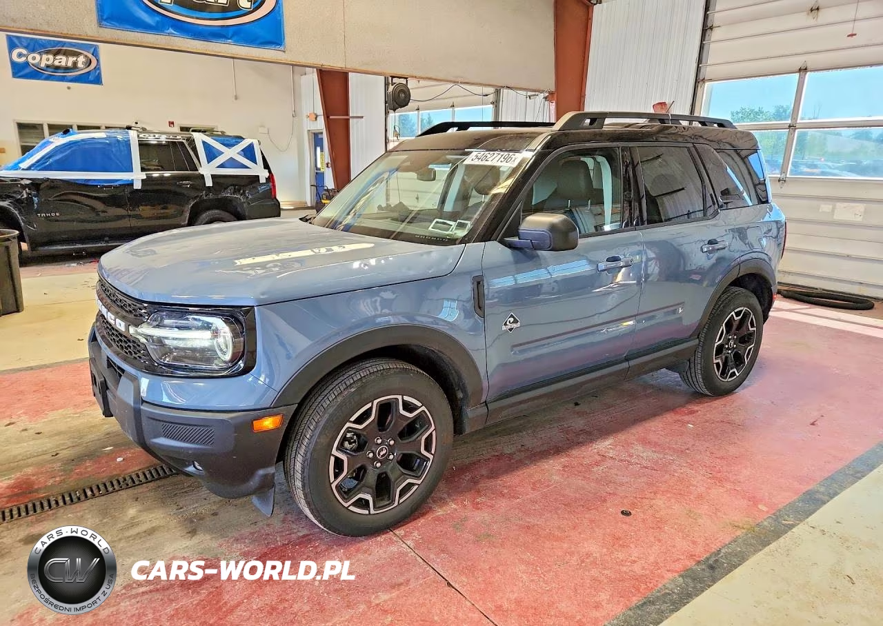 2025 Ford Bronco Sport Outer Banks – zdjęcie 1 z 13