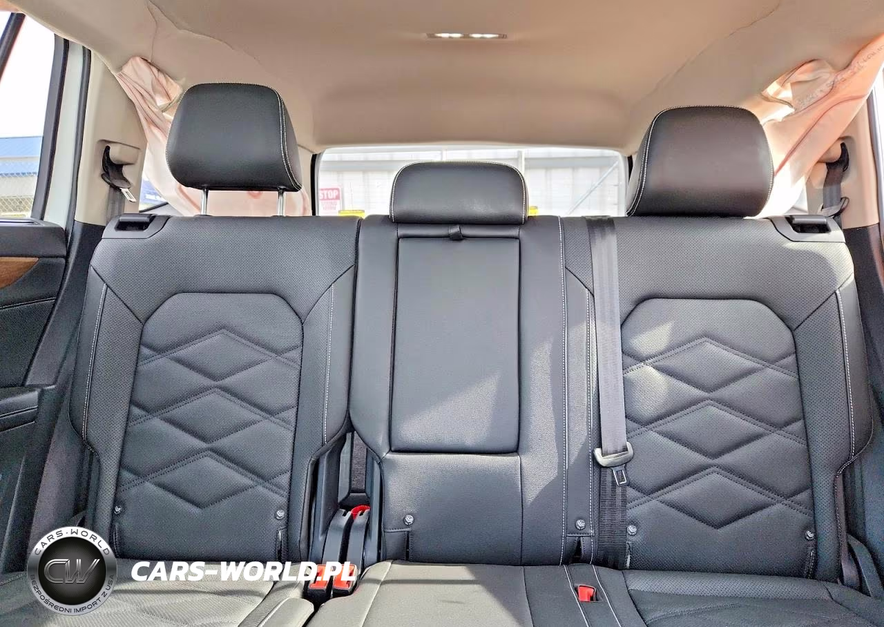 2026 Volkswagen Atlas Se VIN:1V2KN2CA4TC546697 - 10