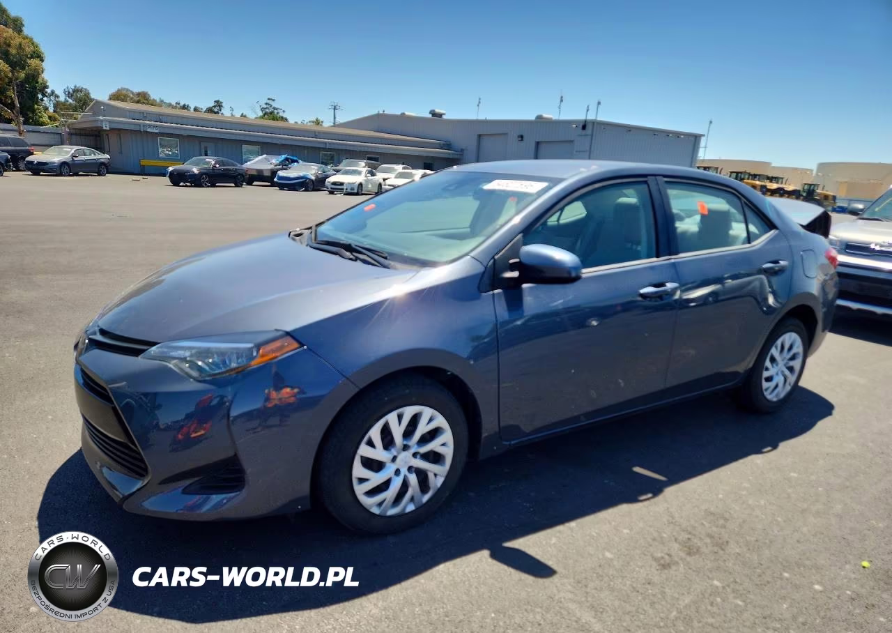 2019 Toyota Corolla Le – zdjęcie 1 z 12
