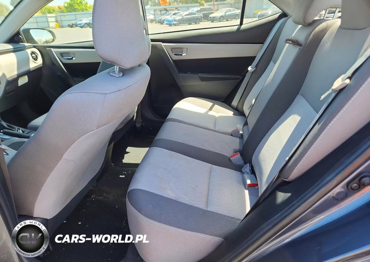 2019 Toyota Corolla Le VIN:2T1BURHE1KC215896 - 10